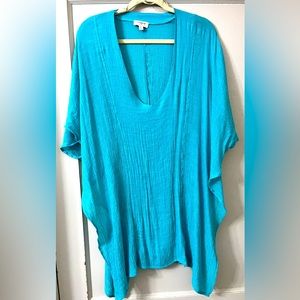 NWOT Umgee Kaftan Tunic.